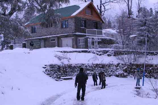 Paskistan Snow Falling