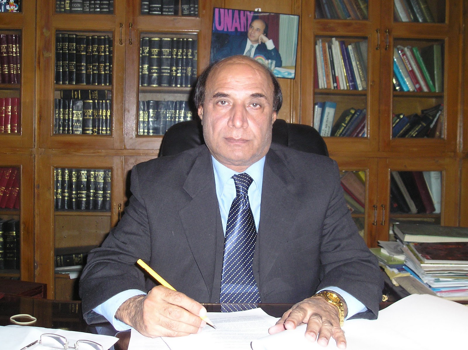 گورنر کی تبدیلی ، صدر زرداری نے لطیف کھوسہ کو کراچی بلا لیا