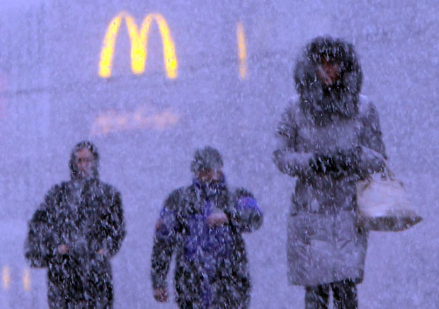 Moscow Snow Falling