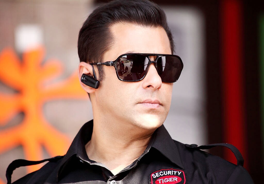 دبنگ کے چلبل پانڈے پرانے کیس میں پھر پھنس گئے