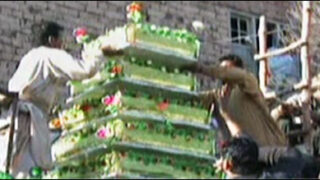 12 Rabi-ul-Awwal cut cake