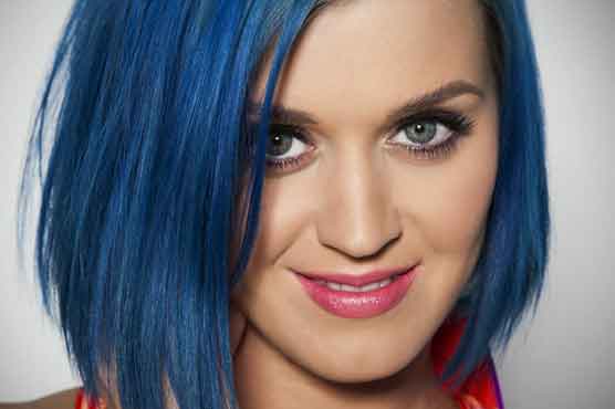 گلوکارہ کیٹی پیری 2013 کی پرکشش ترین خاتون