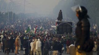 Qadri Long March