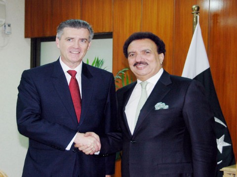 لانگ مارچ میں سفارتکاروں کی سیکیورٹی کے بہترین انتظام کیے گئے ، امریکی سفیر