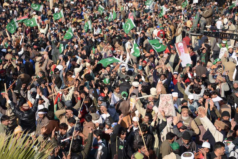 ڈاکٹر طاہرالقادری  کے  اسلام آباد میں لانگ مارچ کی تصویری جھلکیاں