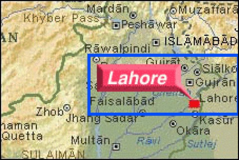 گلبرگ کے علاقے میں آئی اسپیشلسٹ ڈاکٹر، بیٹے سمیت قتل