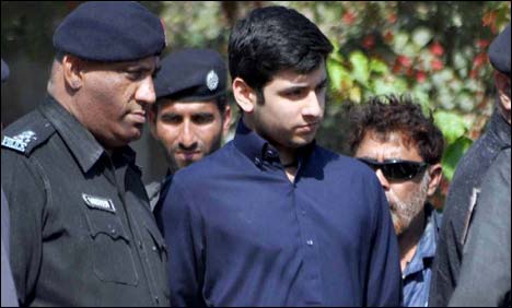 شاہ رخ جتوئی میڈیکل بورڈ کے سامنے پیش