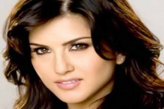 سپر سٹار ہیرو عامر خان کی بہت بڑی مداح ہوں: سنی لیونی