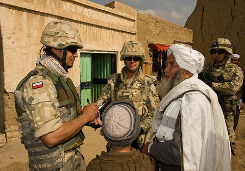 ایساف نے دو افغان بچوں کی ہلاکت پر مانگ لی