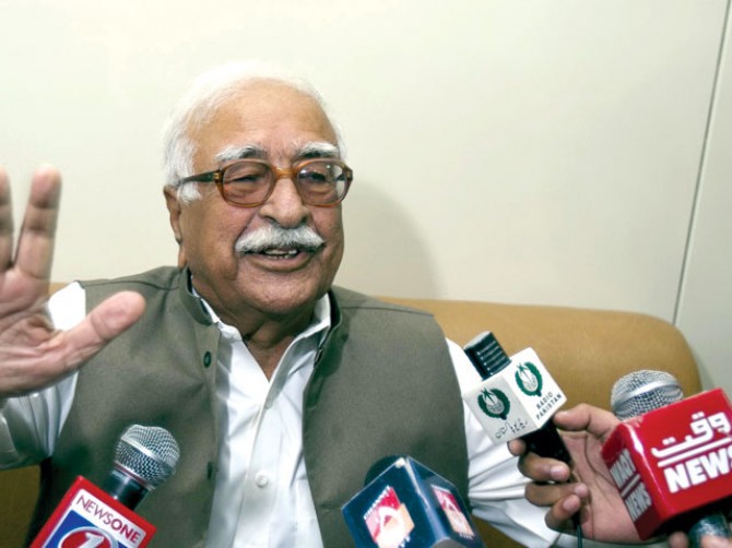 صحافی کا کام تنقید، تحقیق اور تجزیہ ہے حکومت کرنا ہر گز نہیں
