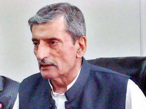 مسلمان اور پختون ہیں ، میدان چھوڑ کر بھاگنے وا لے نہیں، غلام بلور