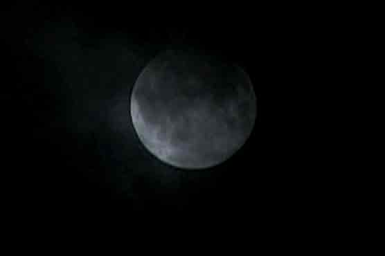 پاکستان سمیت مختلف ممالک میں چاند گرہن