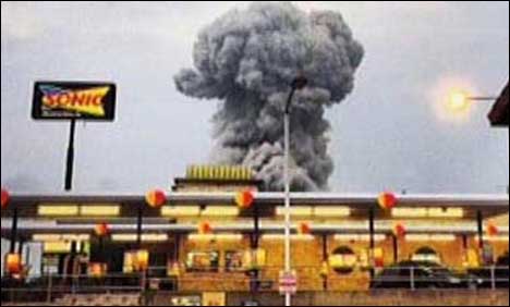 امریکی ریاست ٹیکساس میں کھاد پلانٹ میں دھماکا،متعدد زخمی