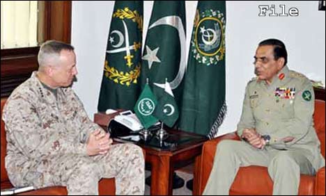 آرمی چیف جنرل کیانی سے ایساف کمانڈر کی ملاقات