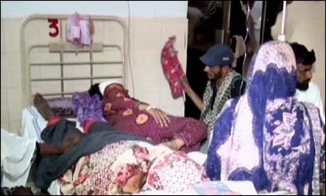 ٹوبہ ٹیک سنگھ ، بیوی نے شوہر اور سوتن پر تیزاب پھینک دیا ،دونوں زخمی