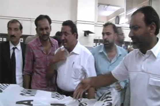 کراچی، فائرنگ سے سندھ ہائیکورٹ کا وکیل دو بیٹوں سمیت جاں بحق،وکلا کی ہڑتال