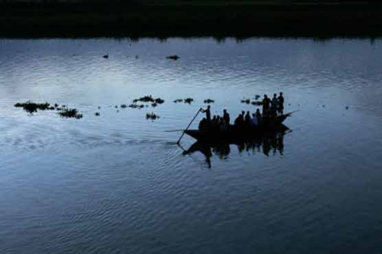 ملائیشیا : کشتی ڈوبنے سے 21 لاپتہ، 181 کو بچالیا گیا