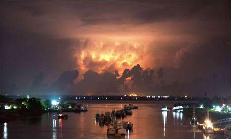 میانمار : مسلمانوں کو لے جانے والی کشتی الٹنے سے ہلاکتوں کا امکان