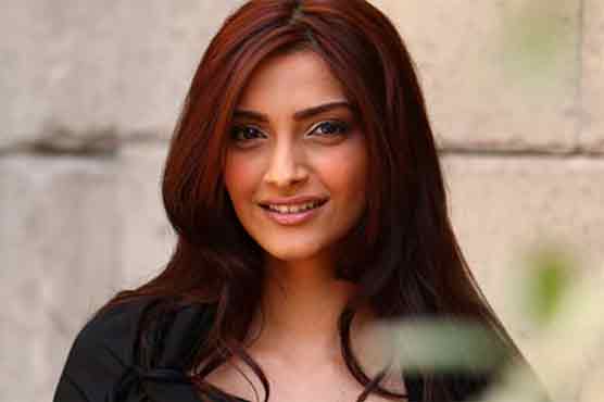 رانجھنا کے گانوں کے حقوق 6 کروڑ روپے میں فروخت