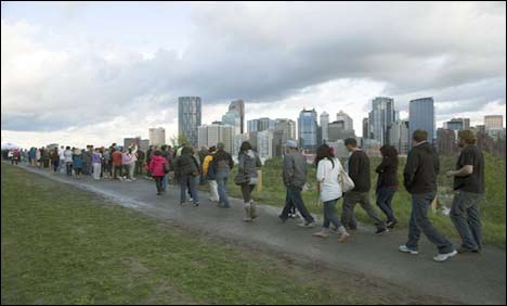 کینیڈا : کیل گری میں سیلاب کے بعد نظام زندگی بحال ہونا شروع