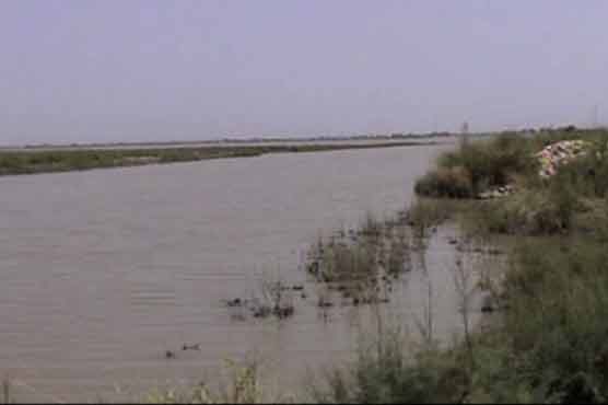 گدو بیراج کے گیٹ بند ہونے سے روجھان کے کئی علاقے زیر آب