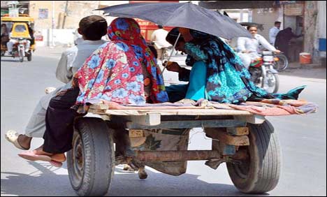 ملک کے بیشتر علاقے شدید گرمی کی لپیٹ میں