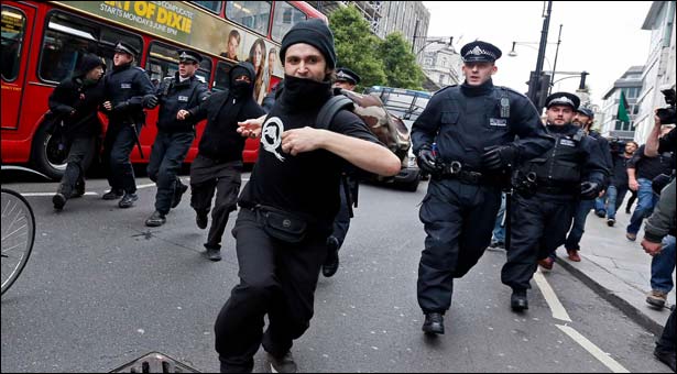 لندن، جی ایٹ سمٹ سے پہلے درجنوں افراد کا مظاہرہ