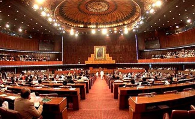 قومی اسمبلی اجلاس، بجٹ پر گرما گرم بحث