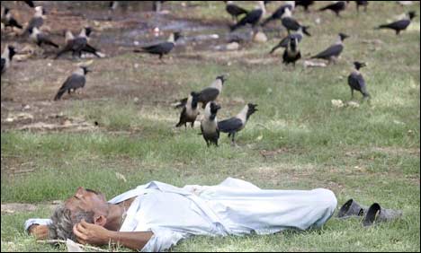 پشاور : عدالتی حکم کے باوجود لودشیڈنگ شیڈول پر عمل درآمد نہیں کیا جارہا