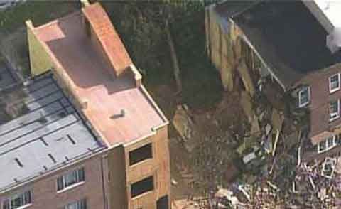 فلاڈیلفیا : چار منزلہ عمارت منہدم ، 3 افراد زندہ دب گئے