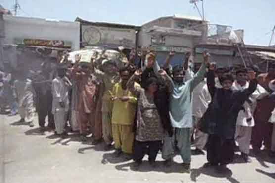 روجھان: قاتلوں کی عدم گرفتاری کے خلاف احتجاج