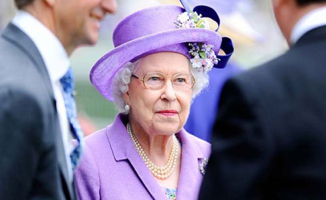 ایسکاٹ: ملکہ برطانیہ نے شاہی ایسکاٹ گھڑ دوڑ جیت لیا