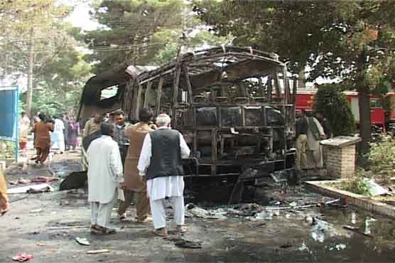 کوئٹہ : یکے بعد دیگرے دو دھماکے، ڈپٹی کمشنر اور 11 طالبات جاں بحق