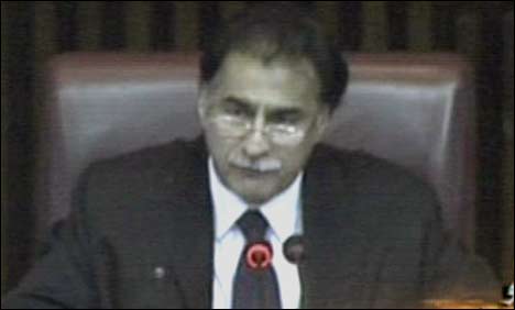 آوازے کسنے پر اسپیکر قومی اسمبلی کی لابی میں بیٹھے شخص کوباہر نکالنے کی تنبیہ