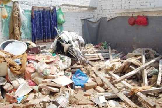 بارشوں سے چھتیں گرنے اور کرنٹ لگنے سے 5 افراد جاں بحق