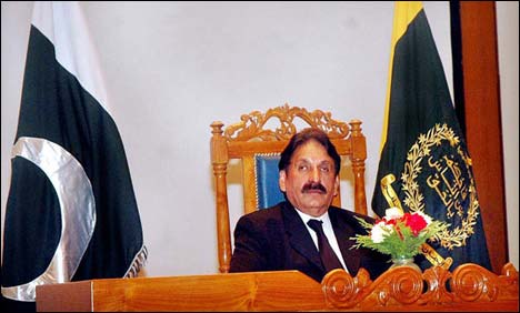 رکن اسمبلی پر لاگو اصول وزیراعظم کے مشیر پر بھی ہو گا، چیف جسٹس پاکستان