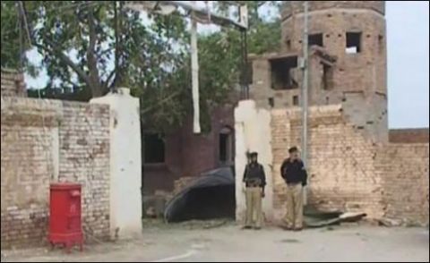 ڈیرہ اسماعیل خان اور ٹانک میں کرفیو، جیل کلیئر قرار