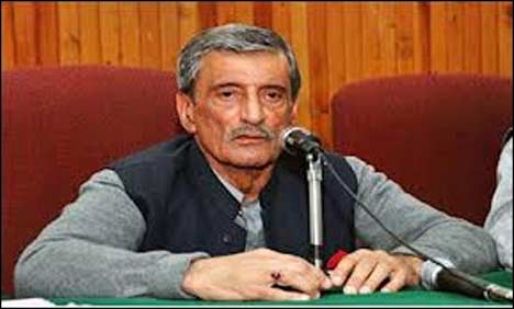 غلام احمد بلور نے این اے 1 پشاور پر کاغذات نامزدگی جمع کرا دیئے