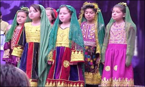 افغان صوبے ہلمند میں سٹرک کے کنارے نصب بم پھٹ گیا ،4 لڑکیاں ہلاک