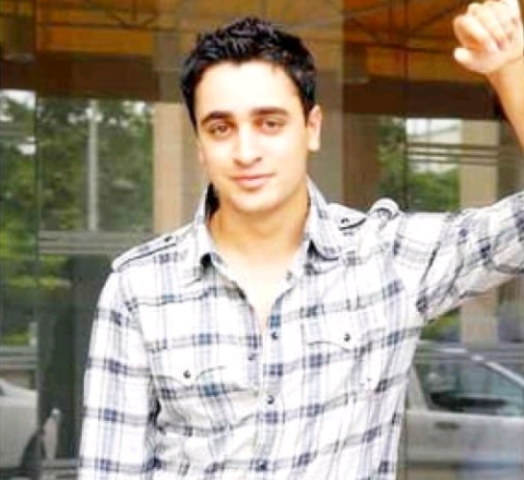 عمران خان چل رہے ہیں اپنے ماموں کے نقش قدم پر