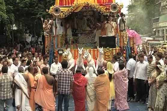 بھارت : ہندو سخت سیکورٹی میں مذہبی تہوار رتھ یاترا منا رہے ہیں