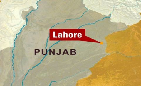 لاہور: رکن پنجاب اسمبلی کے بیٹے کی غنڈہ گردی، کانسٹیبل پر تشدد