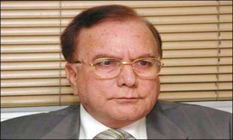 رضا ربانی سب کو قبول ہیں ن لیگ اپنا امیدوار بٹھا دے، منظور وٹو