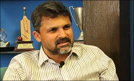 آوٹ آف فارم ہونے کا مطلب یہ نہیں کہ محمد حفیظ کا کھیل ختم ہو گیا، معین خان