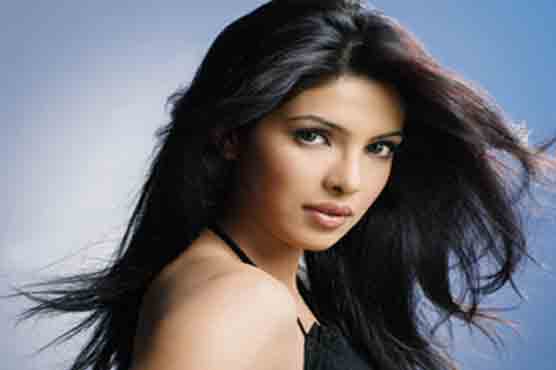 پریانکا چوپڑا اپنی نئی فلم غنڈے میں بھی آئٹم سانگ کرینگی