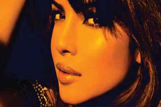 پریانکا کے نئے گانے ایگزاٹک نے دھوم مچا دی