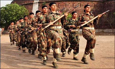 پنجاب پولیس کی ایک سو 95 خواتین کانسٹیبلوں کی پیشہ ورانہ تربیت مکمل