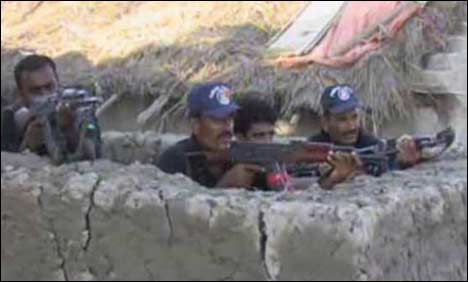 راجن پور : ڈاکووں سے مذاکرات کے بعد آٹھ مغوی پولیس اہلکار بازیاب