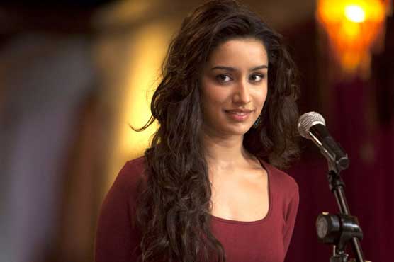 شردھا کپورکرن جوہر کی فلم انگلی میں آئٹم سانگ کریں گی