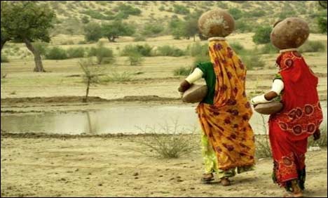 تھر میں بارش، پیاسی زمین اور ترسے لوگ کھل اٹھے